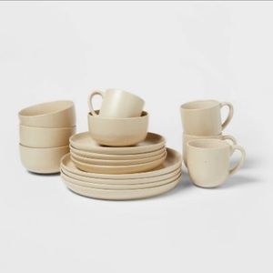 *ISO* Project 62 16pc Stoneware Tilley Fashion Dinnerware Set (White)